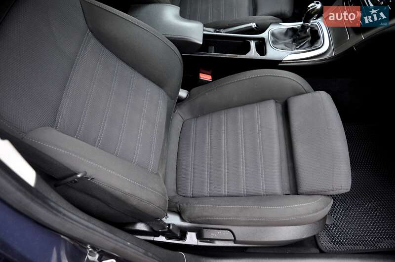 Универсал Opel Insignia 2009 в Львове