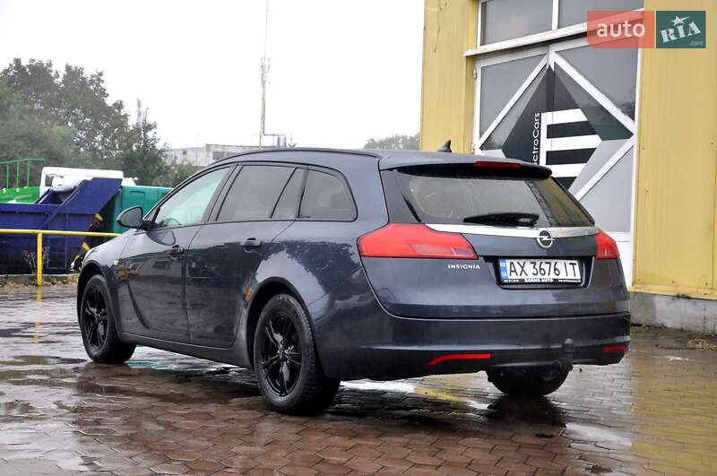 Универсал Opel Insignia 2009 в Львове