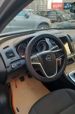 Універсал Opel Insignia 2012 в 