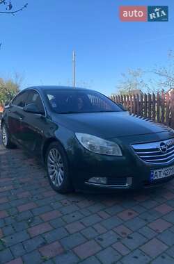 Седан Opel Insignia 2009 в Иваниковке