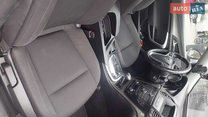 Універсал Opel Insignia 2011 в Дніпрі