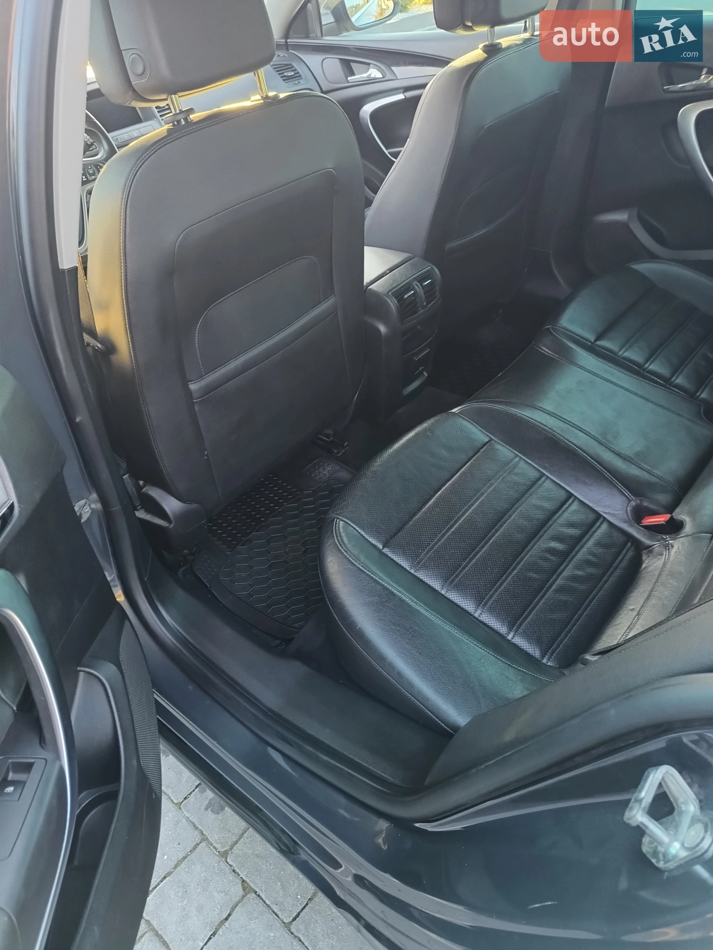 2012 Opel Insignia - мініатюра 9