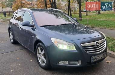 Універсал Opel Insignia 2011 в Києві