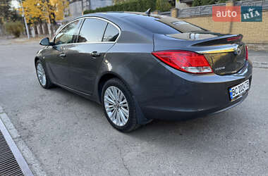 Седан Opel Insignia 2012 в Львові