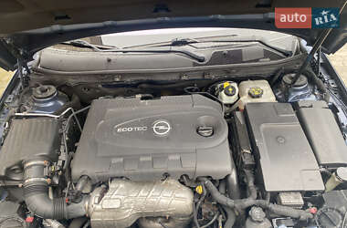 Универсал Opel Insignia 2011 в 