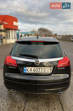 Универсал Opel Insignia 2012 в Березному