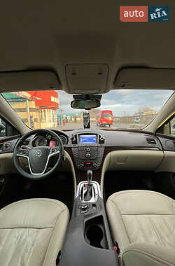 Универсал Opel Insignia 2012 в Березному