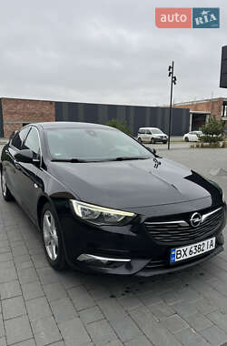 Седан Opel Insignia 2018 в Хмельницькому