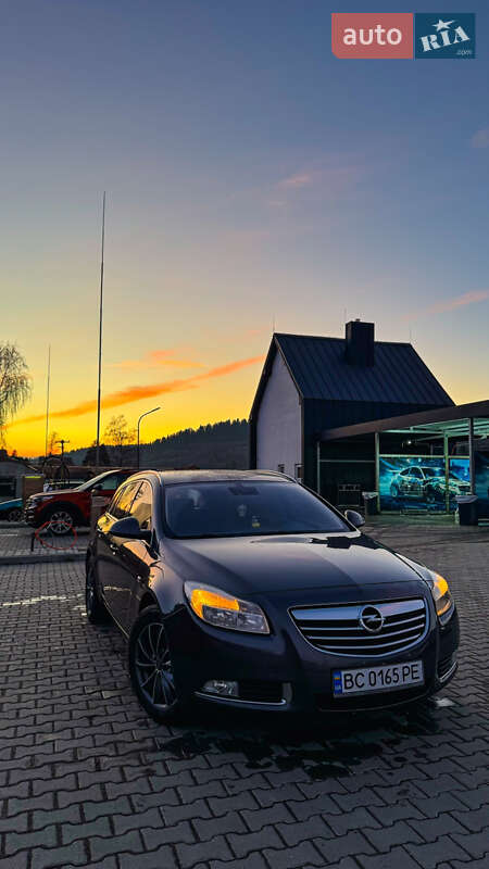 Универсал Opel Insignia 2012 в Дрогобыче