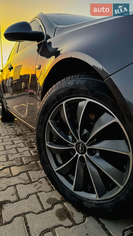 Универсал Opel Insignia 2012 в Дрогобыче