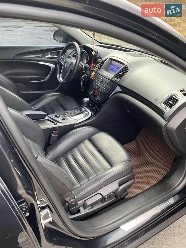 Ліфтбек Opel Insignia 2012 в Звягелі