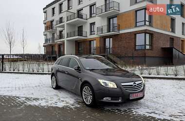 Универсал Opel Insignia 2012 в Луцке