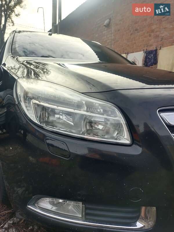 Універсал Opel Insignia 2010 в Ромнах фото 2 Універсал Opel Insignia 2010 в Ромнах