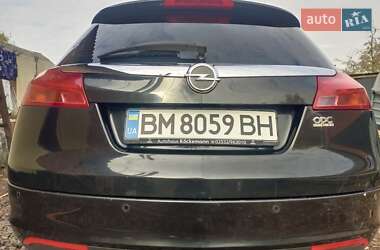 Универсал Opel Insignia 2010 в Ромнах