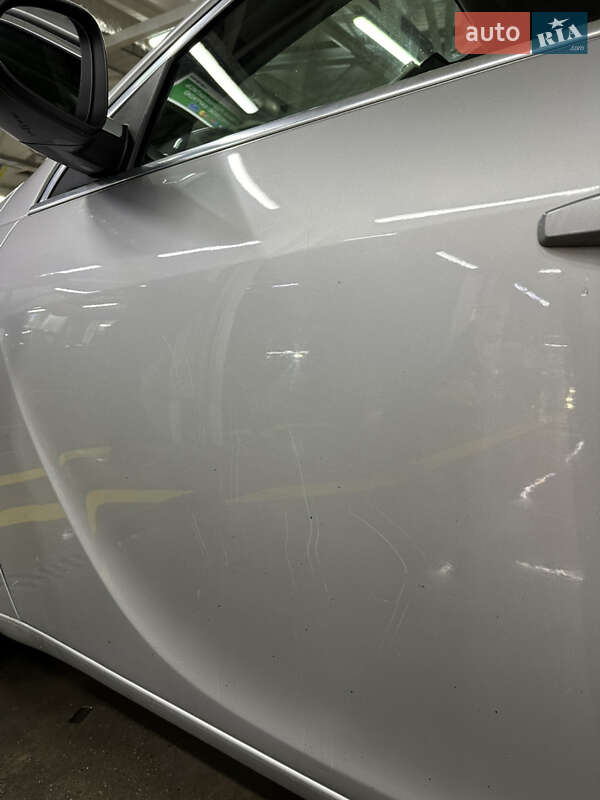 Универсал Opel Insignia 2010 в Черновцах