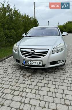 Седан Opel Insignia 2010 в Чорткове