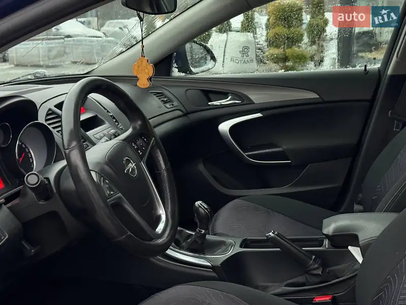 Opel Insignia 2012