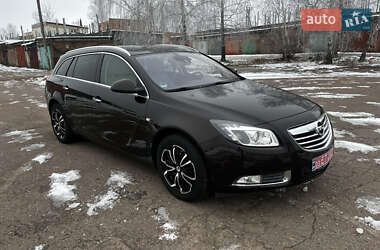 Универсал Opel Insignia 2010 в Чернигове