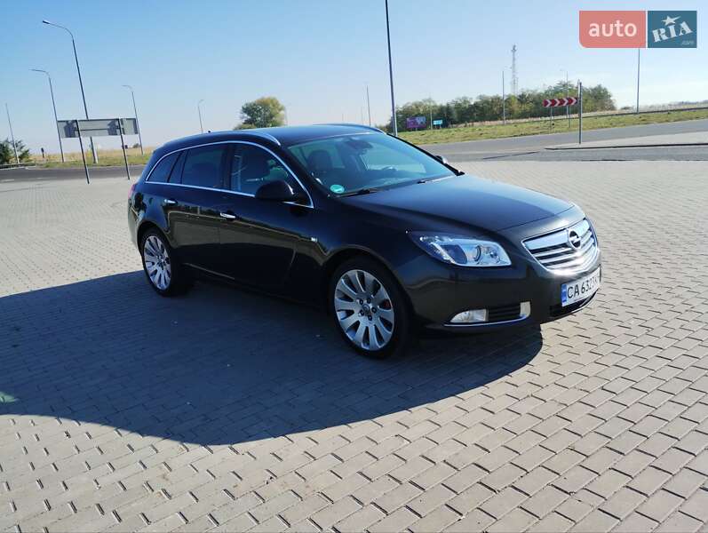 Універсал Opel Insignia 2012 в Золотоноші