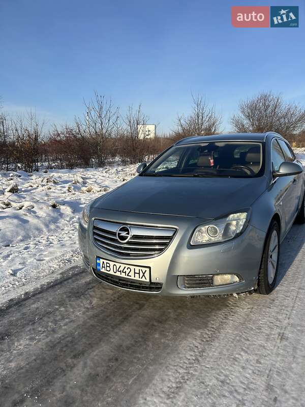Opel Insignia 2011