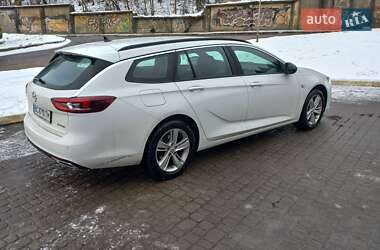Универсал Opel Insignia 2021 в 