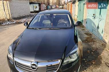 Седан Opel Insignia 2016 в Вараші