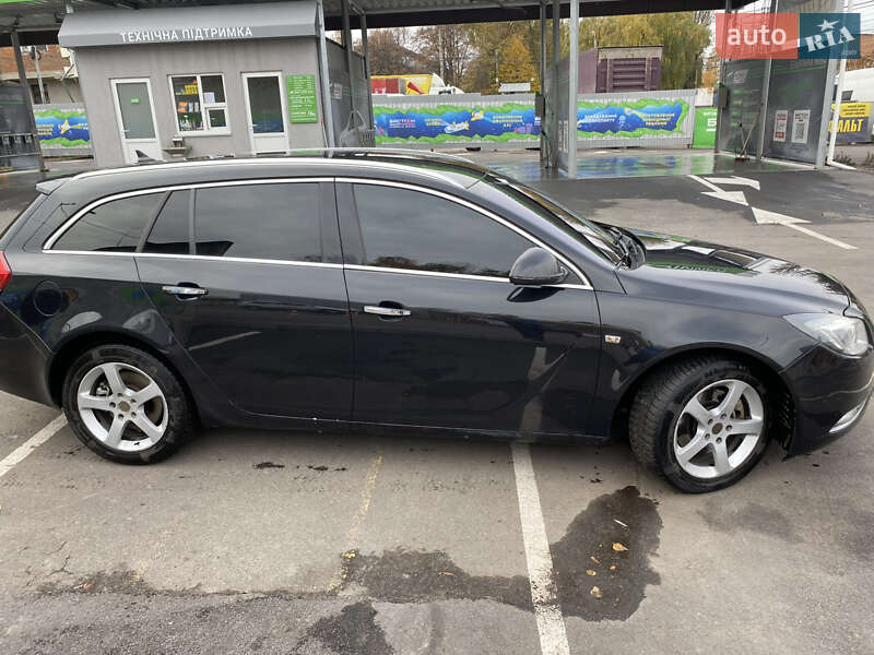 Opel Insignia 2011