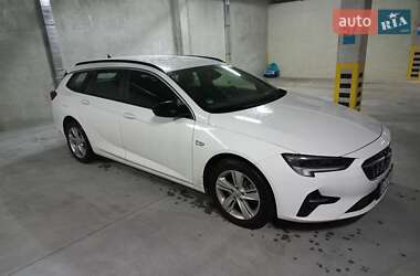 Универсал Opel Insignia 2021 в 