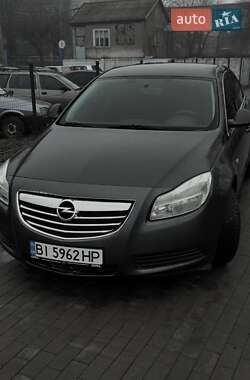 Седан Opel Insignia 2009 в Миргороді