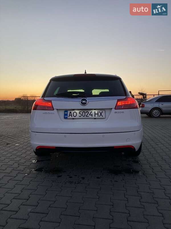 Универсал Opel Insignia 2012 в Виноградове фото 4 Универсал Opel Insignia 2012 в Виноградове