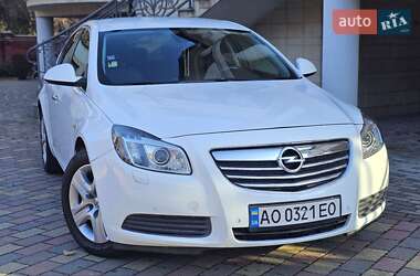 Седан Opel Insignia 2011 в Мукачевому