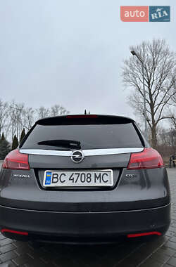 Універсал Opel Insignia 2009 в Самборі