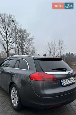 Універсал Opel Insignia 2009 в Самборі