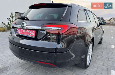 Універсал Opel Insignia 2014 в Луцьку