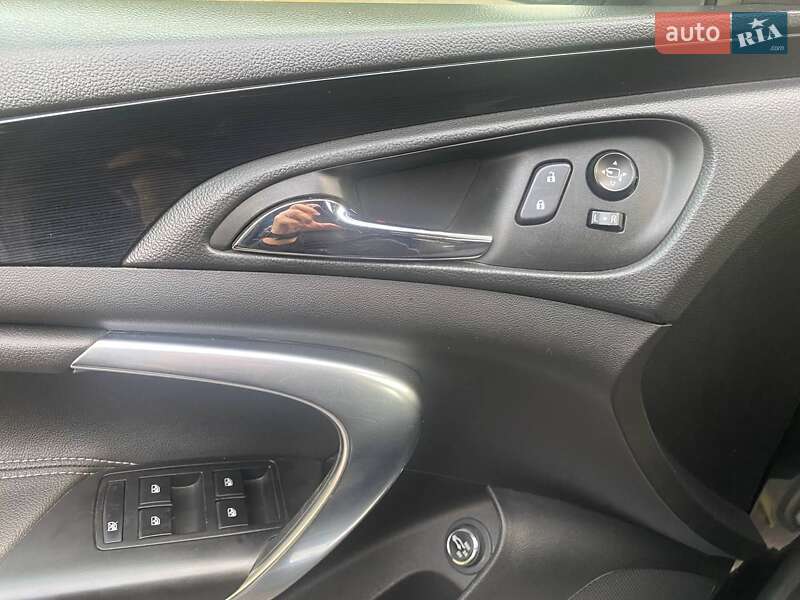 Універсал Opel Insignia 2013 в Черкасах