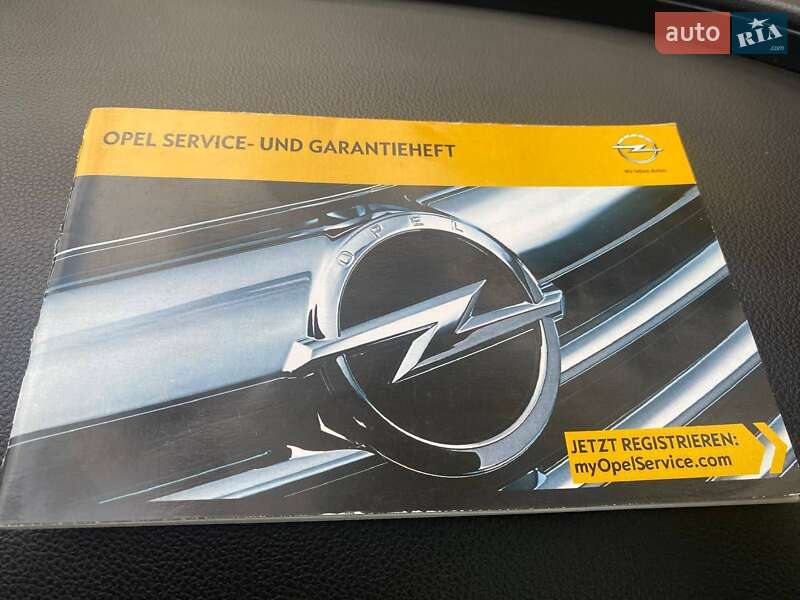 Універсал Opel Insignia 2013 в Черкасах