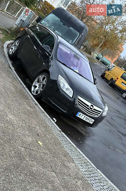Универсал Opel Insignia 2010 в 