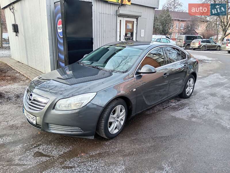 Ліфтбек Opel Insignia 2009 в Миргороді