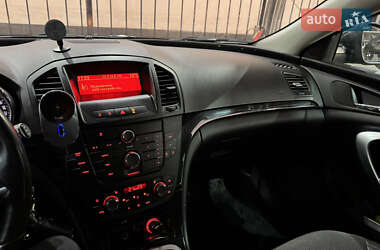 Універсал Opel Insignia 2011 в 