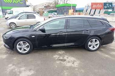 Универсал Opel Insignia 2017 в 