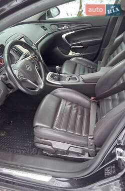 Универсал Opel Insignia 2017 в 
