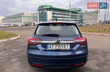 Универсал Opel Insignia 2014 в Киеве