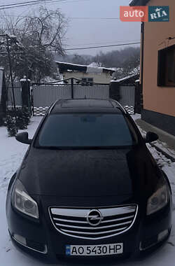 Універсал Opel Insignia 2010 в Перечині