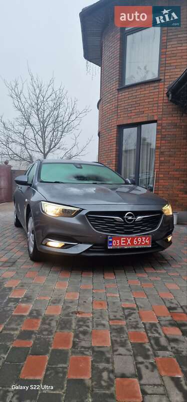 Универсал Opel Insignia 2018 в Ровно