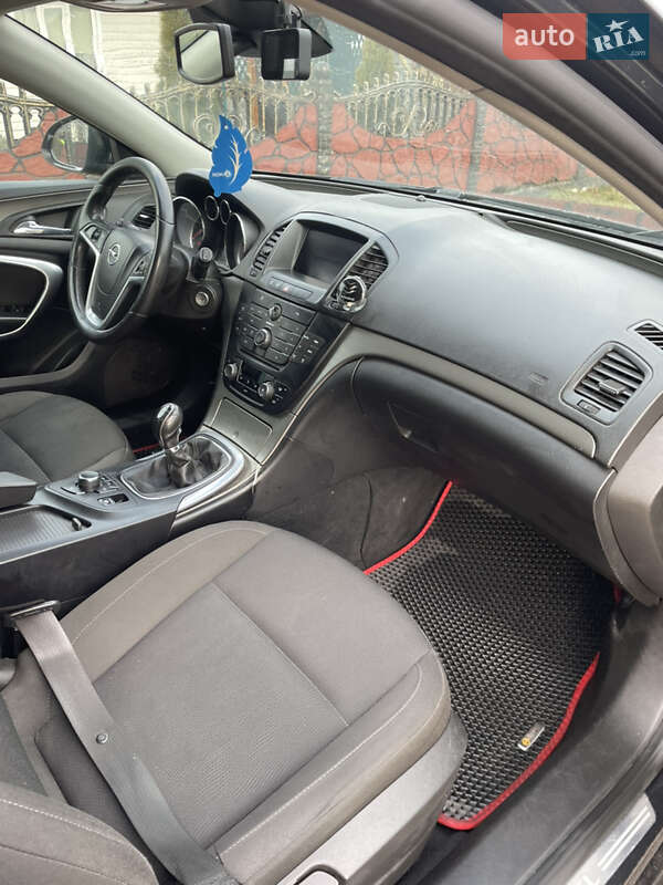 Универсал Opel Insignia 2010 в Камне-Каширском