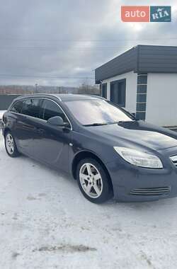 Универсал Opel Insignia 2010 в Вижнице