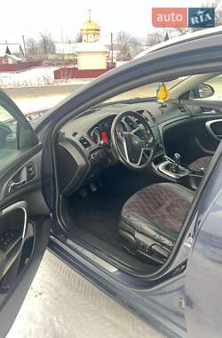 Универсал Opel Insignia 2010 в Вижнице