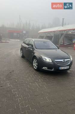 Універсал Opel Insignia 2010 в 