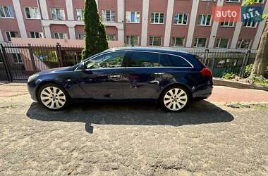 Универсал Opel Insignia 2010 в Киеве