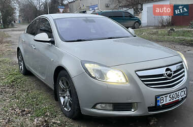 Седан Opel Insignia 2009 в Херсоні